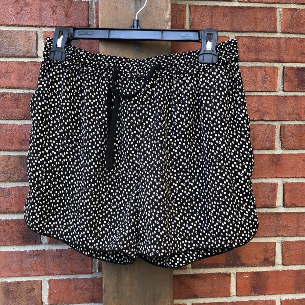 Maison Scotch size M shorts